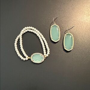 Elegant Gold and Green Jewelry Set